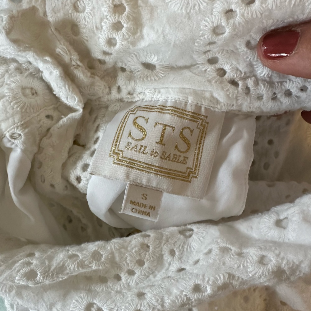 Sail to Sable White Eyelet Cowl Neck Top - Gold button back - Picture 5 of 5
